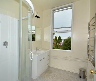 Studio rooms available located on High St - Available 01/01/2026 - Photo 3