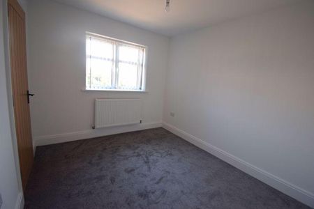 3 bedroom house to rent - Photo 3