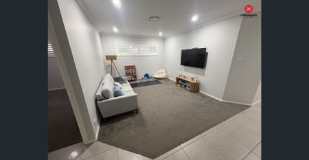 Immaculate Family Living Opposite the Reserve - Photo 2