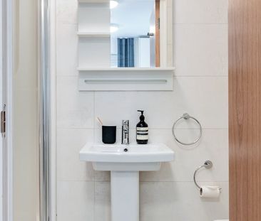 Room in a Shared House, Queen's Drive, N4 - Photo 1