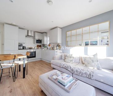 2 bedroom flat to rent - Photo 2