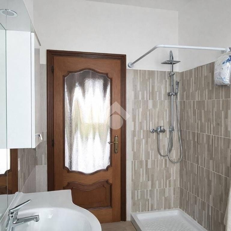 Trilocale viale Risorgimento, Centro, Bra - Photo 1