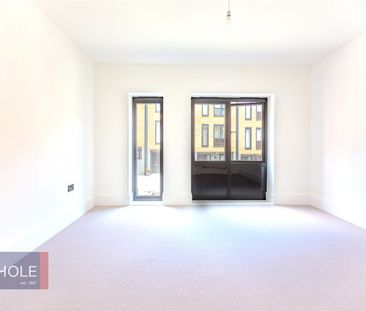 New Hawkins Street, - Photo 2