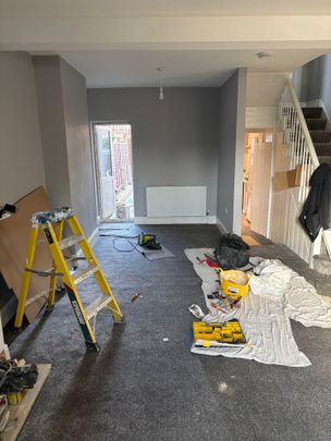 2 Bed Terraced House, Lilian Road, SW16 - Photo 1