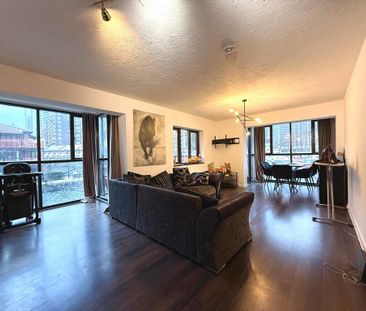 2 bedroom flat to rent - Photo 2