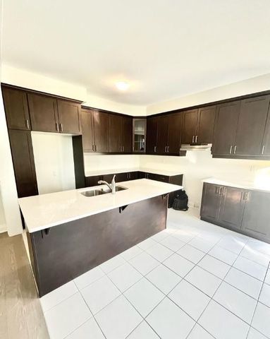 For Lease - 3246 Chimney Swift Crescent, Pickering, Ontario - Photo 5