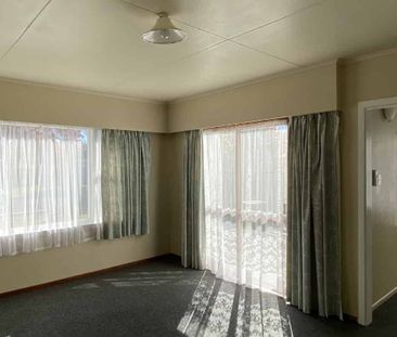 Havelock North, 3 Bedroom - Photo 2