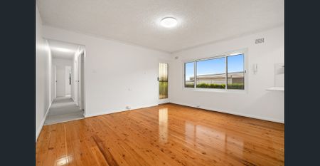 Fully Renovated 2-Bedroom Unit in Prime Belmore Location - Photo 2