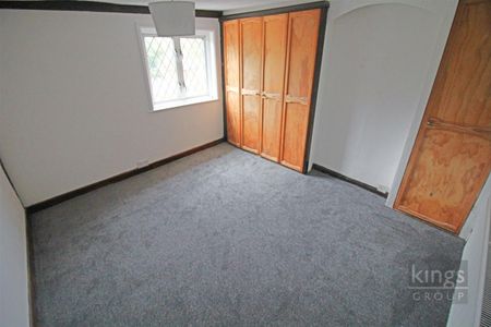 3 Bedroom House - Terraced To Let - Photo 5