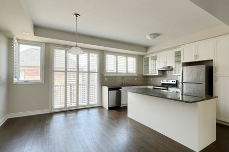 For Lease - 1476 Yellow Rose Circle, Oakville, Ontario - Photo 5