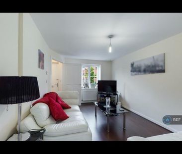 2 bedroom semi-detached house to rent - Photo 2