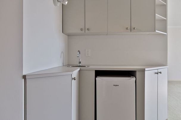 For Lease - 131 Beecroft Road Unit# 908, Toronto, Ontario - Photo 1