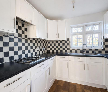 4 bedroom detached bungalow to rent - Photo 5