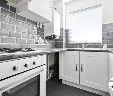 1 bedroom terraced house to rent - Photo 2