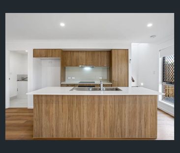 Space, Comfort & Convenience - Photo 6