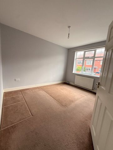 Strathmore Road, Tyne and Wear - Photo 2