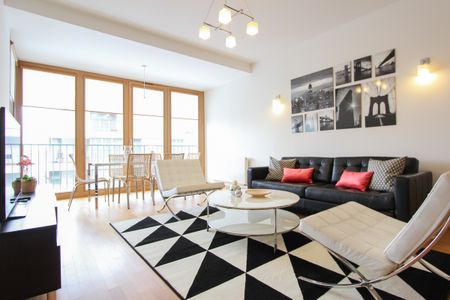 angel plaza - Photo 4