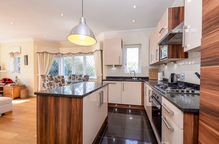 2 bedroom apartment to rent - Photo 3