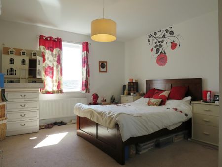 Farrow Avenue, Peterborough, Hampton Vale - Photo 4
