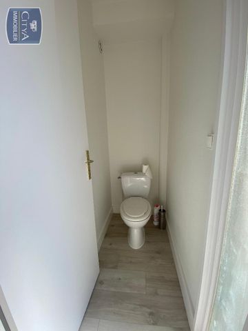 Location Appartement 2 pièces 47m² ST BENOIT 86280 - Photo 4