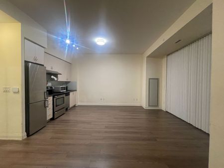 For Lease - 8763 Bayview Avenue Unit# 619, Richmond Hill, Ontario - Photo 2