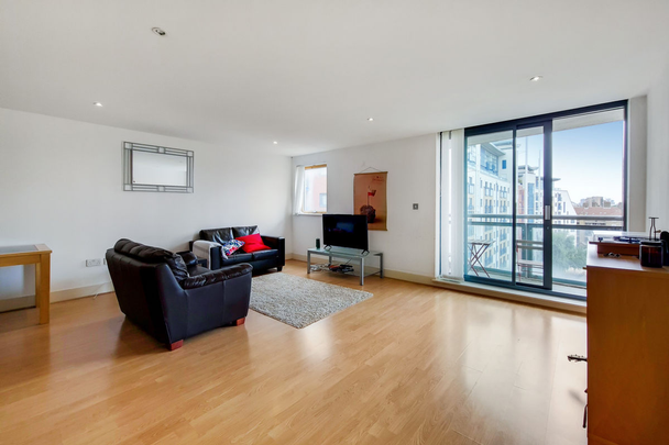 Crews Street, London, E14 - Photo 1