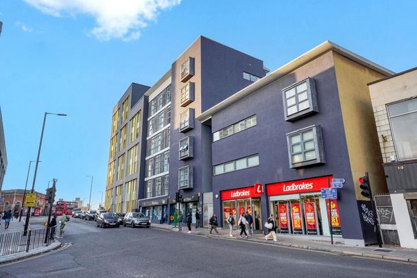 2 bedroom apartment to rent - Photo 1