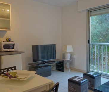 Location Appartement 2 pièces Meublé 35m² AJACCIO 20000 - Photo 2