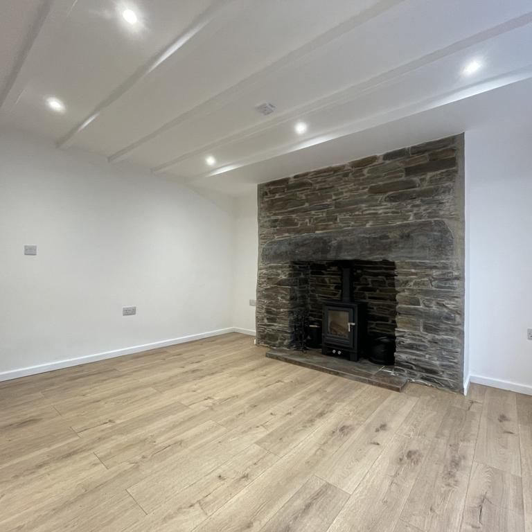 2 bedroom cottage to rent - Photo 1
