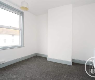London Road South, Kirkley, NR33 - Photo 2