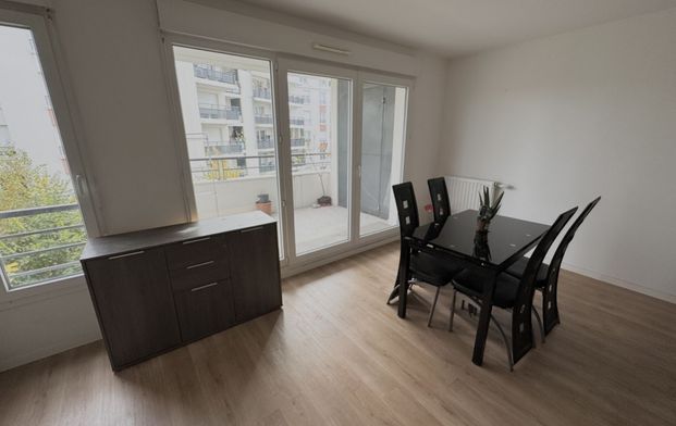 Location Appartement 64.00 m - Photo 1