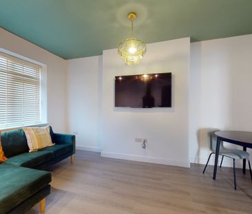 65 Forest Road Flat 4 - Photo 4