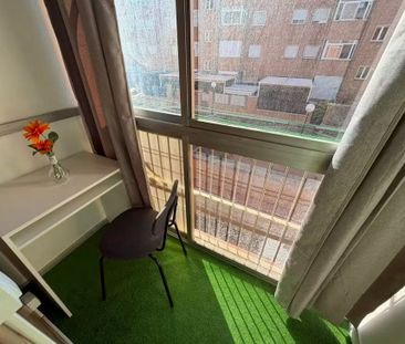 Calle de Eugenia de Montijo, Madrid, Community of Madrid 28025 - Photo 3