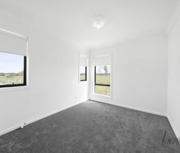 Brand New Townhouse in Donnybrae Estate - Photo 3