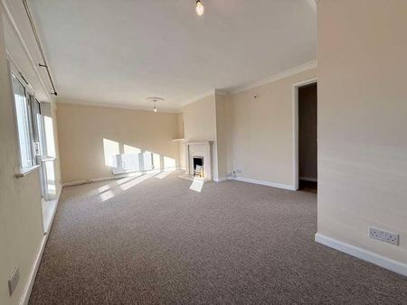 Little Oak Road, SO16 - Photo 2