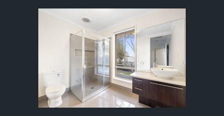 Your Perfect Family Haven Awaits in Prime Point Cook Location - Photo 2