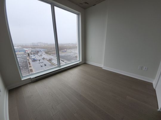 5605 Avenue Pierre-De Coubertin, #1113 - Photo 1