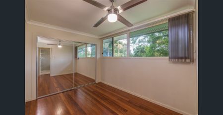 Lowset Family Home in Great Location! - Photo 4