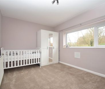 3 bed terraced house to rent in Gildercliffe, Scarborough, YO12 - Photo 3