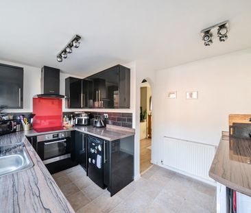 2 bedroom terraced house to rent - Photo 5