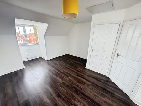 4 bedroom terraced house to rent - Photo 4
