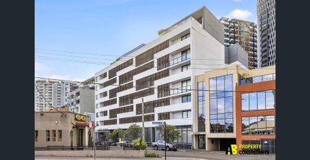 Luxury Meets Location: Modern 1-Bedroom Apartment in the Heart of Harris Park - Photo 4