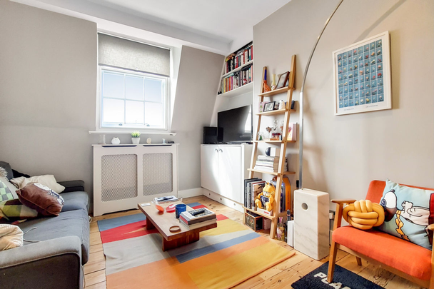 Wellington Way, London, E3 - Photo 1