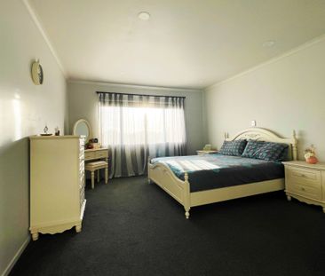 Spacious Four bedrooms Family Home - Photo 6