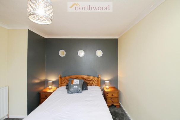 3 bedroom terraced house to rent - Photo 1