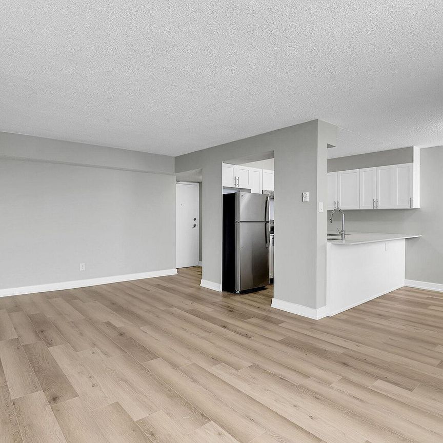 Aspen Tower Apartments | Ottawa Apartments for Rent - Photo 1