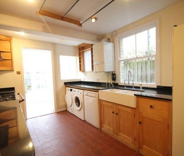 3 bedroom terraced house to rent - Photo 6