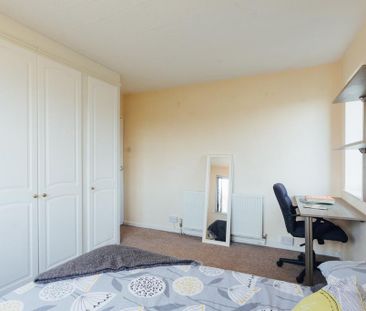4 bedroom house to rent - Photo 6