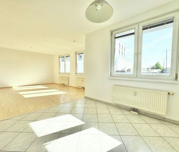 BALKONTRAUM | HELLE 2 ZIMMER | OPTIMALE RAUMAUFTEILUNG | U-BAHN NÄHE - Foto 2