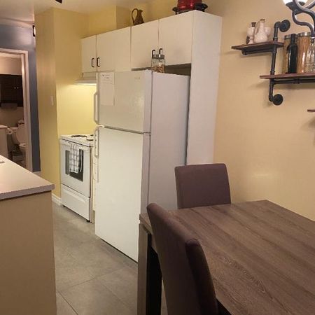 Aubaine pour Décembre 4 1/2 À LOUER - Photo 3